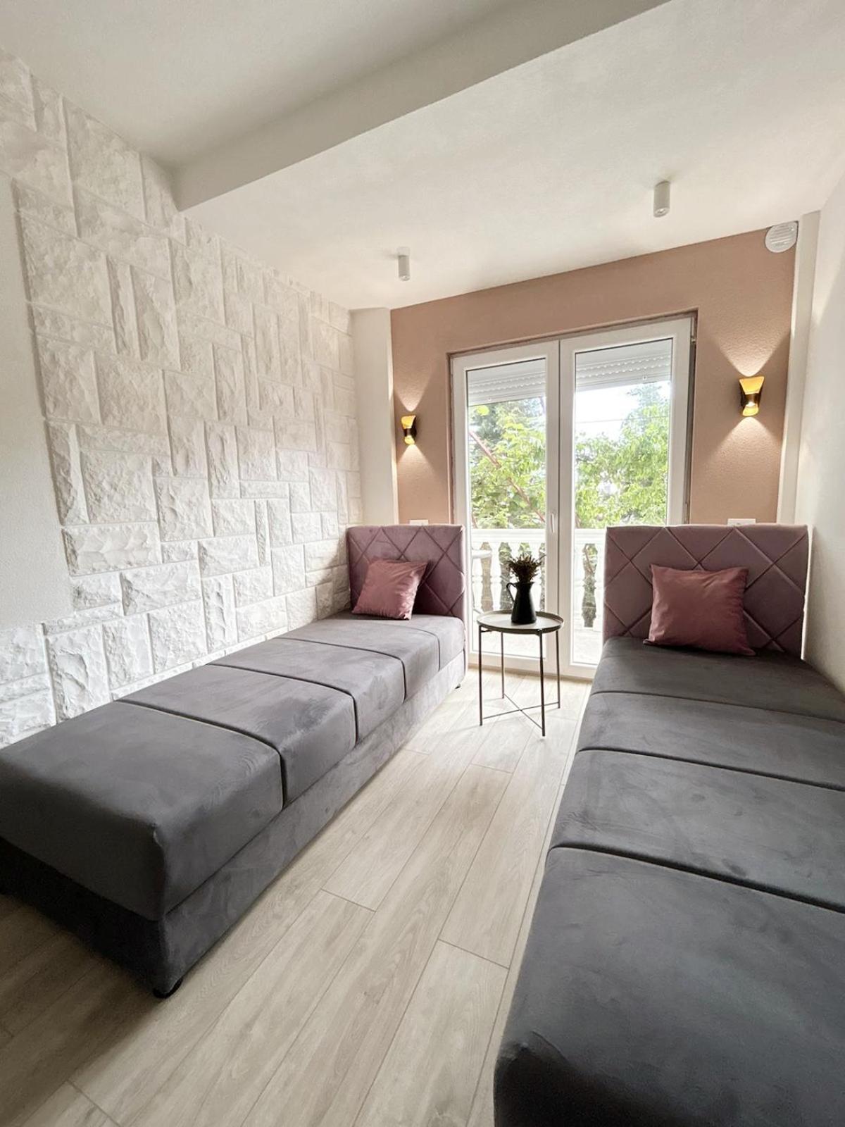 Aparthotel Monterria バール エクステリア 写真