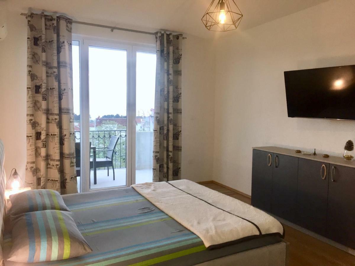 Aparthotel Monterria バール エクステリア 写真